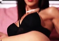 A Beautiful Photoshoot at Home with Daniela Santos Releasing Lots of Milk for You.