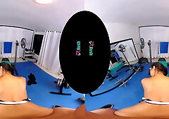 How Is My Form? - Slut In The Gym - Vrhush - Sexlikereal