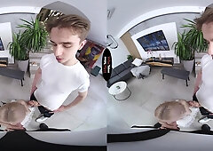 Molly Cute VR Porn: Exclusive Gift - VirtualTaboo