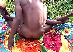 Bareback Fuck From a Thuggish Top Thy Fuck Me Inside the Bush