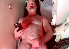 Closet milks getting their fill in a solo session