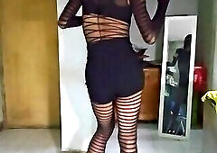 crossdress VID_20250207_174651