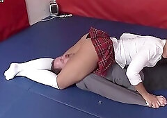 English girl Danise defeats steven