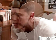 Apprentice Roux got his big booty eaten by Master Snow