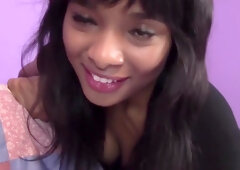 Hubsche Besucherin kommt schnell zur Sache