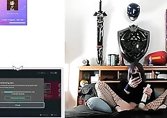 Raven masturbates whilst awaiting for Smash Bros to update