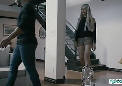 Slut shemale butt fucked by black neighbor