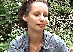 Acrobatic stepmom gets her daddys friend nailed well