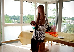 Olivia Sparkle In Birthday Girl 2