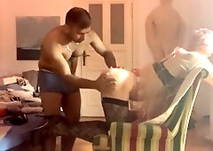 twunk IS ALWAYS greedy FOR RAW lollipop