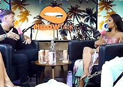 Alina Lopez And Medusa Feature A Wild Threesome On Pillow