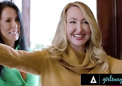 Katie Kush and Reagan Foxx ignite in a passionate lesbian 69 after being caught