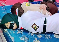 Curvy Indonesian beauty films herself tied to the bed at home as her Arab lover takes control in their private bedroom session