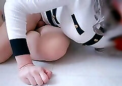 After multiple orgasms for more than an hour, she licks and sucks her own love juice and cums on