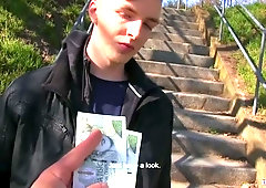 Sneaky park sex with a slim Czech boy