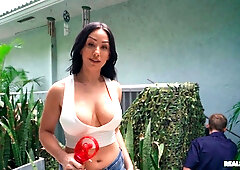 Milf Hunter - Hot MILF In The City 1 - Jimmy Michaels