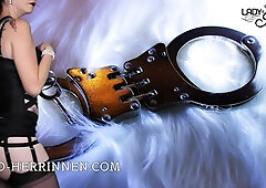 Domina Und Nylonherrin Lady Julina Devoten Wichser Teasen