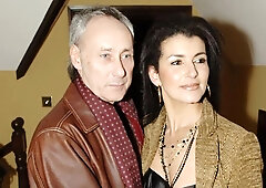 Good girlfriend Georgina Smith screwed by two huge dicks