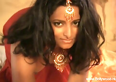 Indian model embraces her passion in a teasing softcore art session