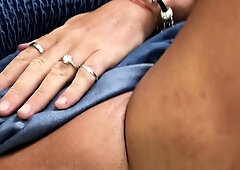 Wife Andreina displays you something sensational