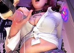Fucking machine, internal cumshot, close up