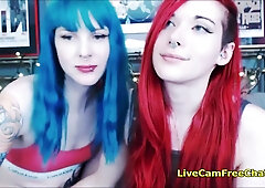 blue hair geek tranny banging her pussylicker friend on