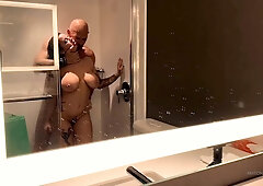 Payton Preslee delivers intense sensual shower passion with passionate curves