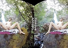 Yanks Calliope Fondles Her Clitoris In CG VR