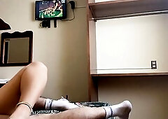 Vecino me detona y se lo pago con mamada