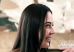 Str8 Hotty Ends Up Getting Eaten Out And Orgasming At Lesbo Singles Mixer - Lilly Bell, Charlotte Sins, Ella Reese