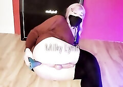 Sexually excited Transgirl screws her large butt to the sissygasm of your fantasies