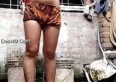 Today Exclusive-sexy Desi chick Bathing 1