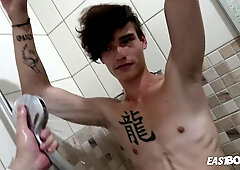 Tall, messy-haired hottie Johny Walsh cumming hard