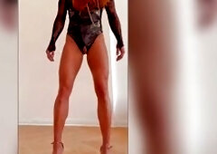 Sissy cumshot’s in high heels