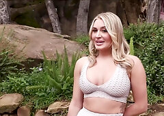 Sexy blonde Ella Reese saw Jovan Jordan's bbc and couldn't resist