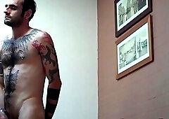 Beaver Amateur Jerks Dick