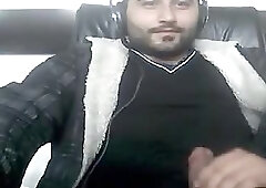 2 horny Turks in a cyber cafe