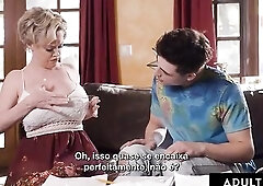 ADULT TIME - Lustful Man Is OBSESSED With Stepmommy Dee Williamss MASSIVE TITTIES! - PORTUGUESE SUBTITLES