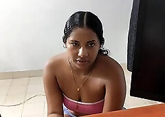 POV - JOB INTERVIEW WITH MY NEW EMPLOYEE AND SHE SEDUCES ME, homemade sex with my new employee