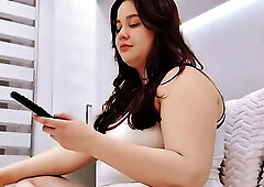 Curvy Beauty's Wine & Popcorn Pleasure