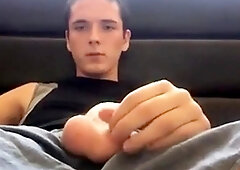 Twink Wanks on Webcam