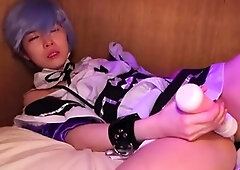 Asian amateur slut handles anal toys