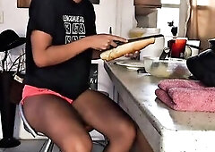 I Took Her Twat In the Morning Whilst That babe Was Trying To Eat Her Breakfast