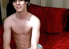 Gorgeous twink wanking off and cums