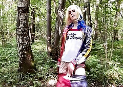 Harley Quinn stripped on public