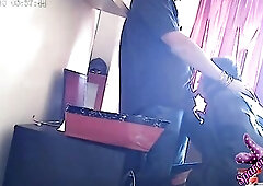 Spy camera : secretary caught sucking Mr John's shlong