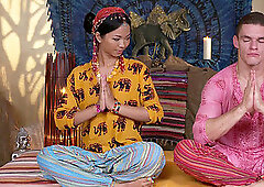 Hardcore, glamour, voluptuous