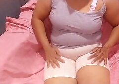 Nepali divorce mom Kaaligirl gets caught while having a solo session at the restaurant