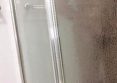 Asian Shemale Pee & Masturbate Her Cock In The Shower