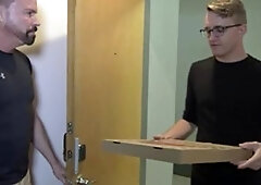 twinkloads: Hot Delivery Guy's Tip: My Hole